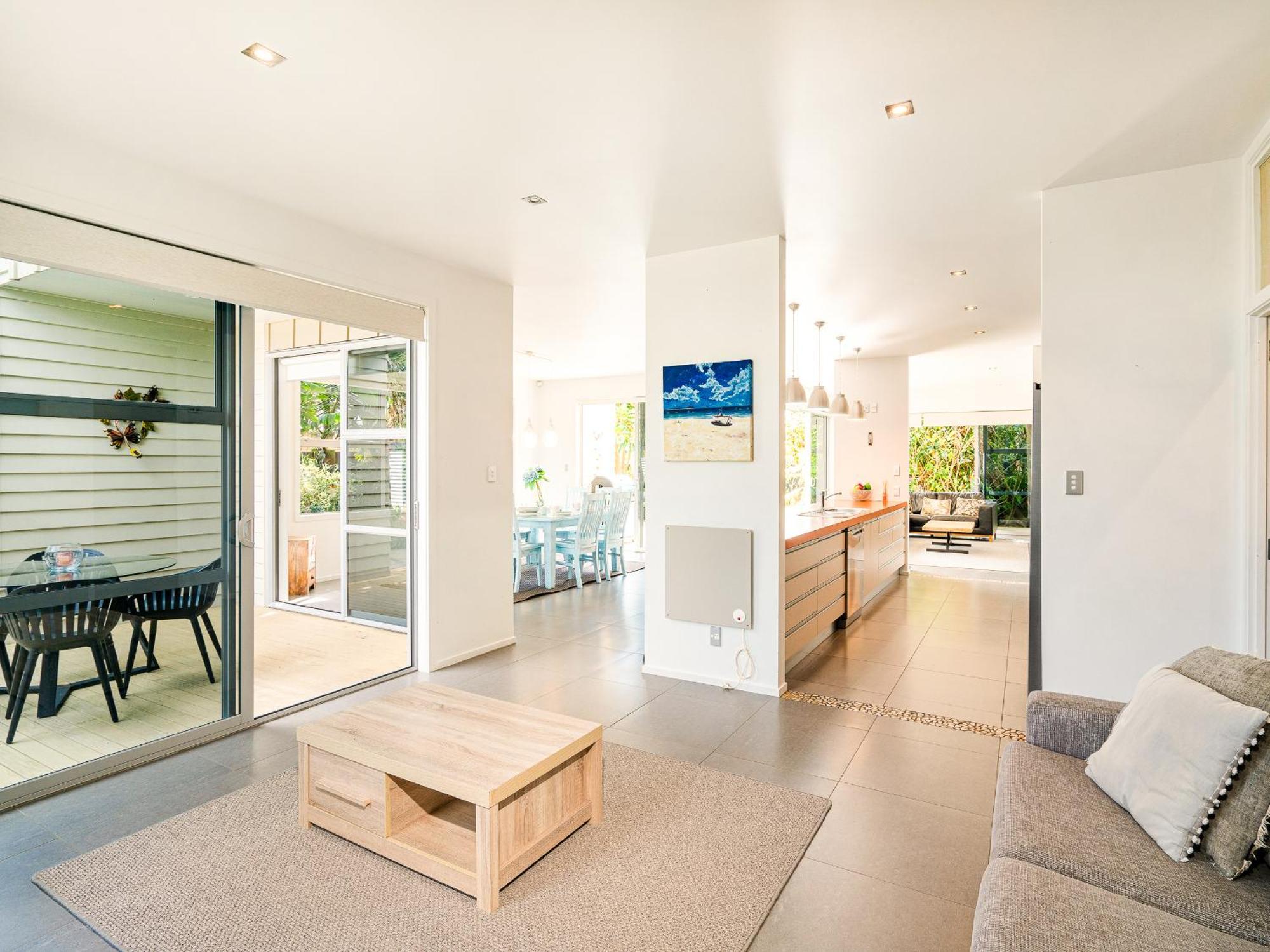 Acacia Cote - Whitianga Holiday Home Eksteriør billede