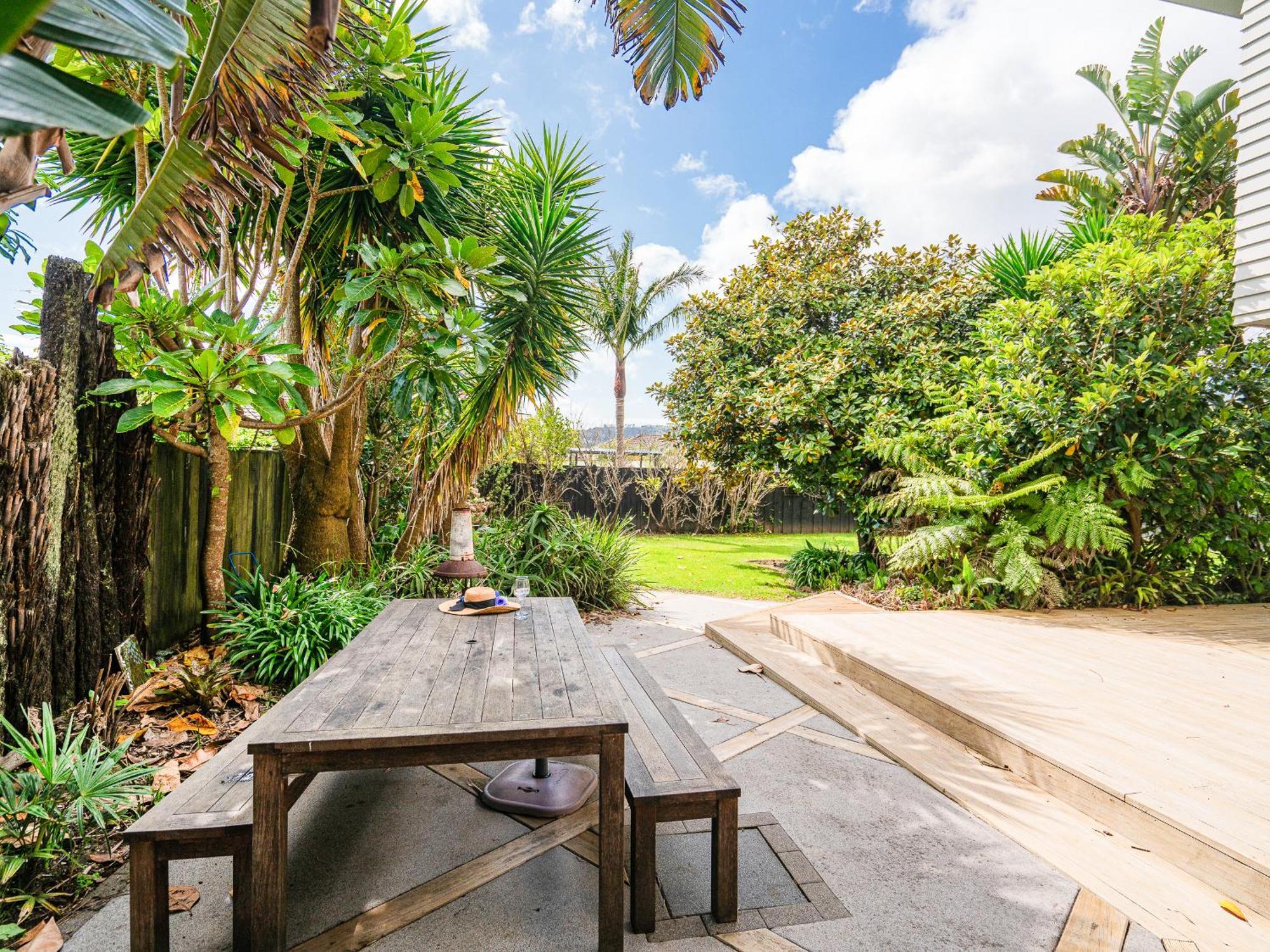 Acacia Cote - Whitianga Holiday Home Eksteriør billede